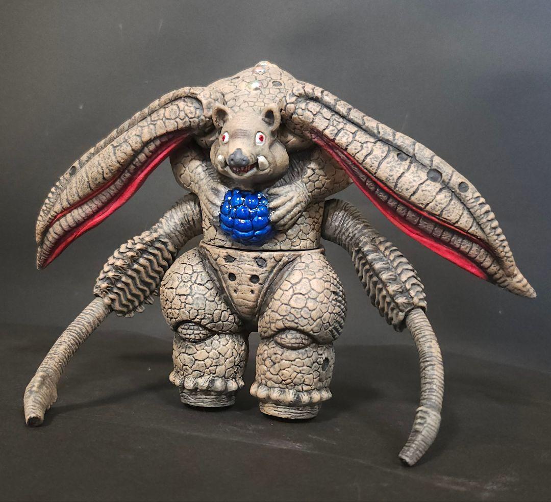 ウルトラ怪獣ソフビ　ギルバグBig sizeリペイント完成品