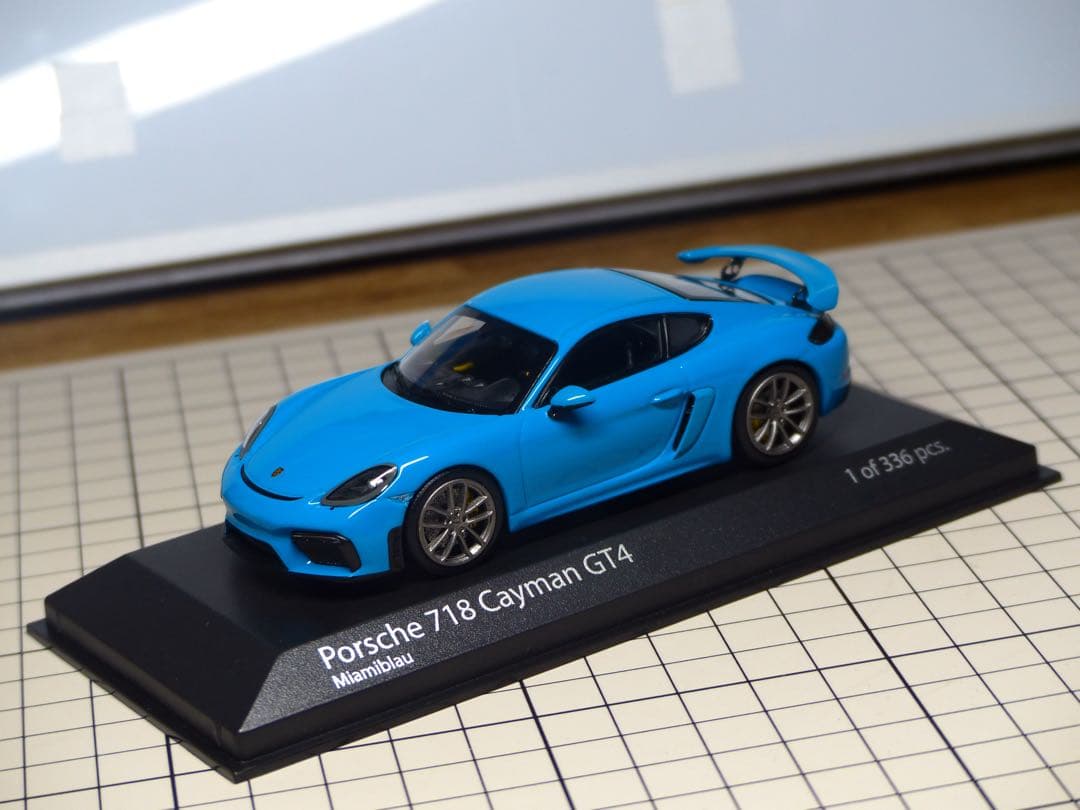 MINICHAMPS ミニチャンプス 718 GT4マイアミブルー
