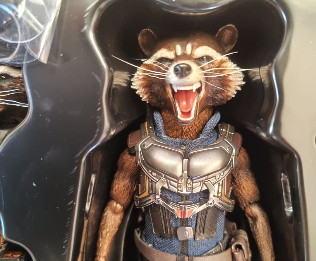 【開封美品】ホットトイズ　DX版　ロケット　ガーディアンズオブギャラクシー2