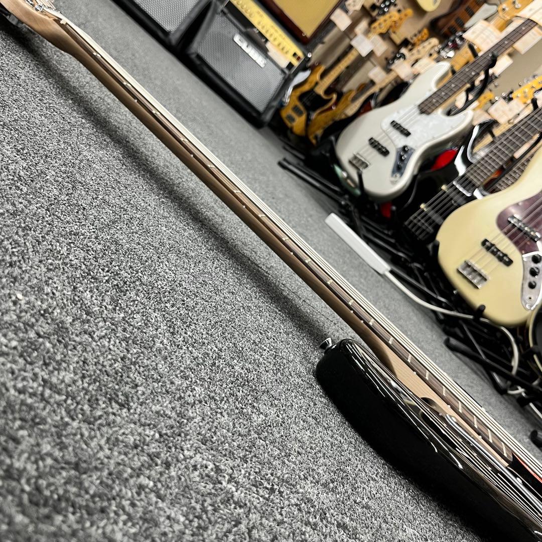 【11148】 Squier Jazz Bass VI 6弦ベース ブラック