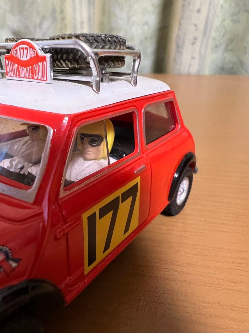 ミニクーパー スロットカー マシーン