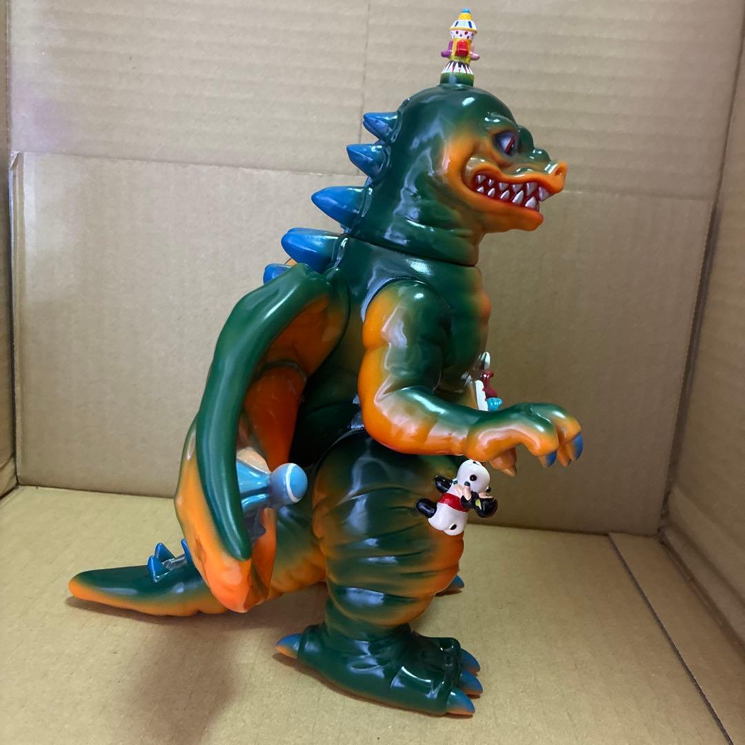 kaminaritoy 遊園地怪獣　ソフビ