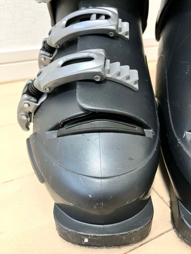 GEN FACTORY スキーブーツ 27.0ぐらい？　ゲンファクトリ