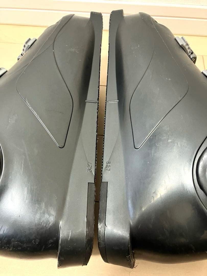 GEN FACTORY スキーブーツ 27.0ぐらい？　ゲンファクトリ