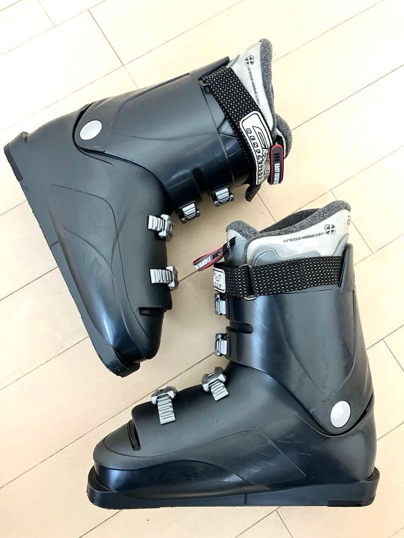 GEN FACTORY スキーブーツ 27.0ぐらい？　ゲンファクトリ