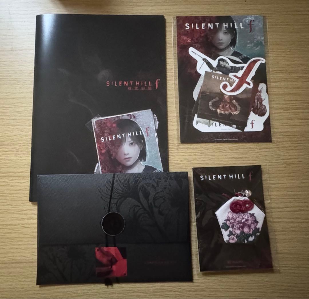 SILENT HILL f 購入特典　お守り【ボタン】＆TGSノベルティセット