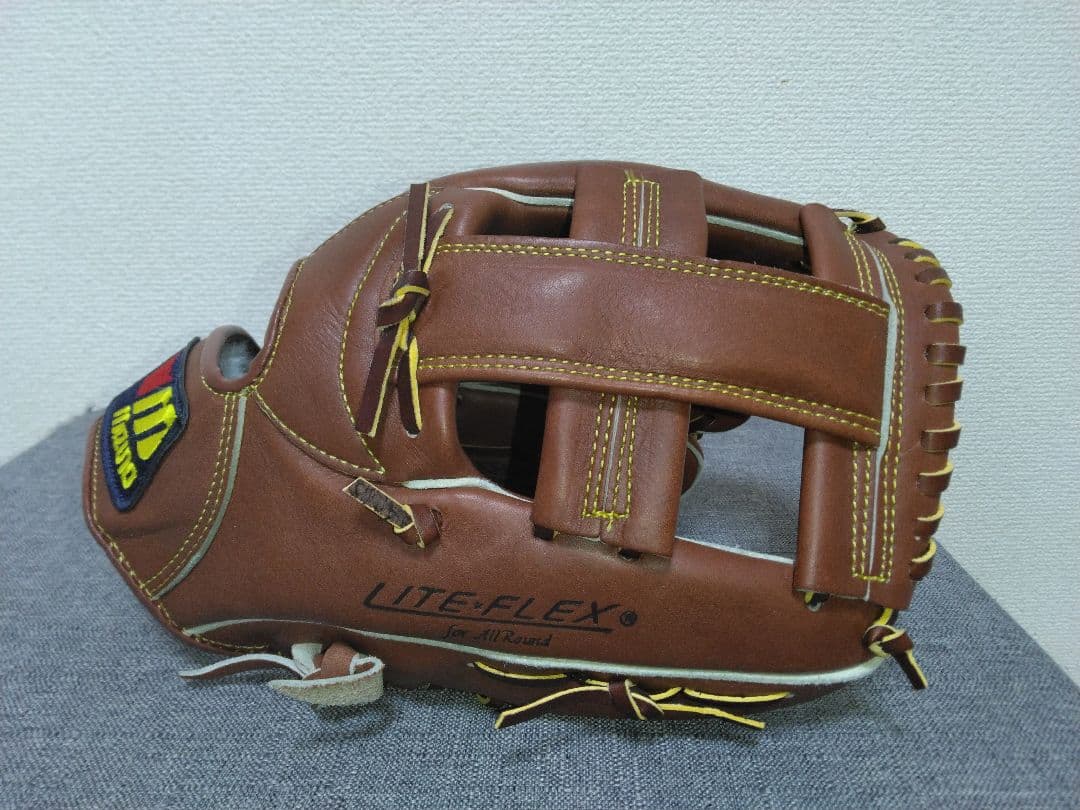 ミズノ一般軟式オールラウンド　ヴィンテージグローブ