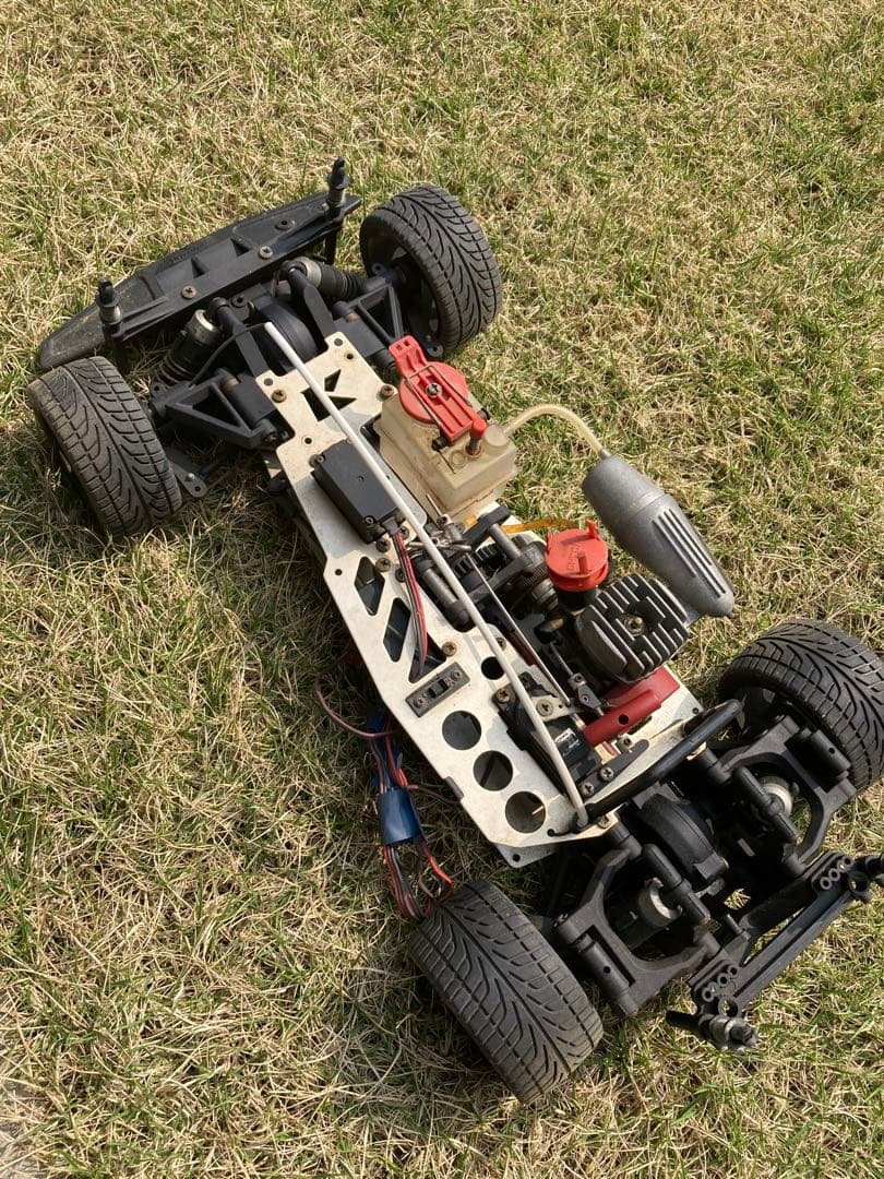 ラジコン　エンジンカー　RC
