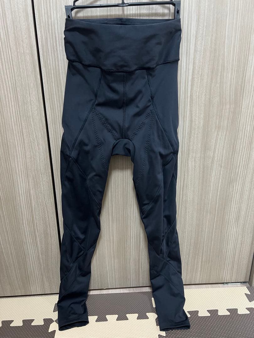 リントスル　ピラティスウェア