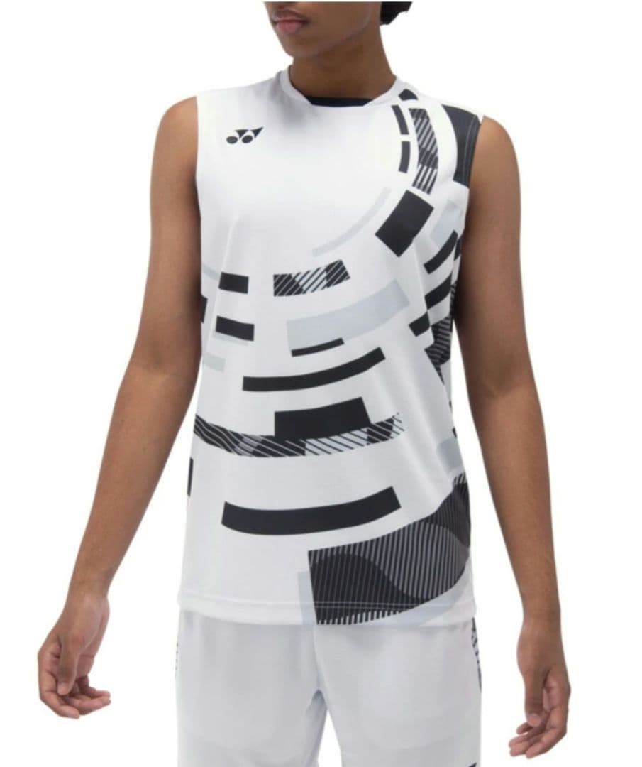 ヨネックス　新品未使用　ゲームシャツ　ノースリーブ　10579 SSサイズ