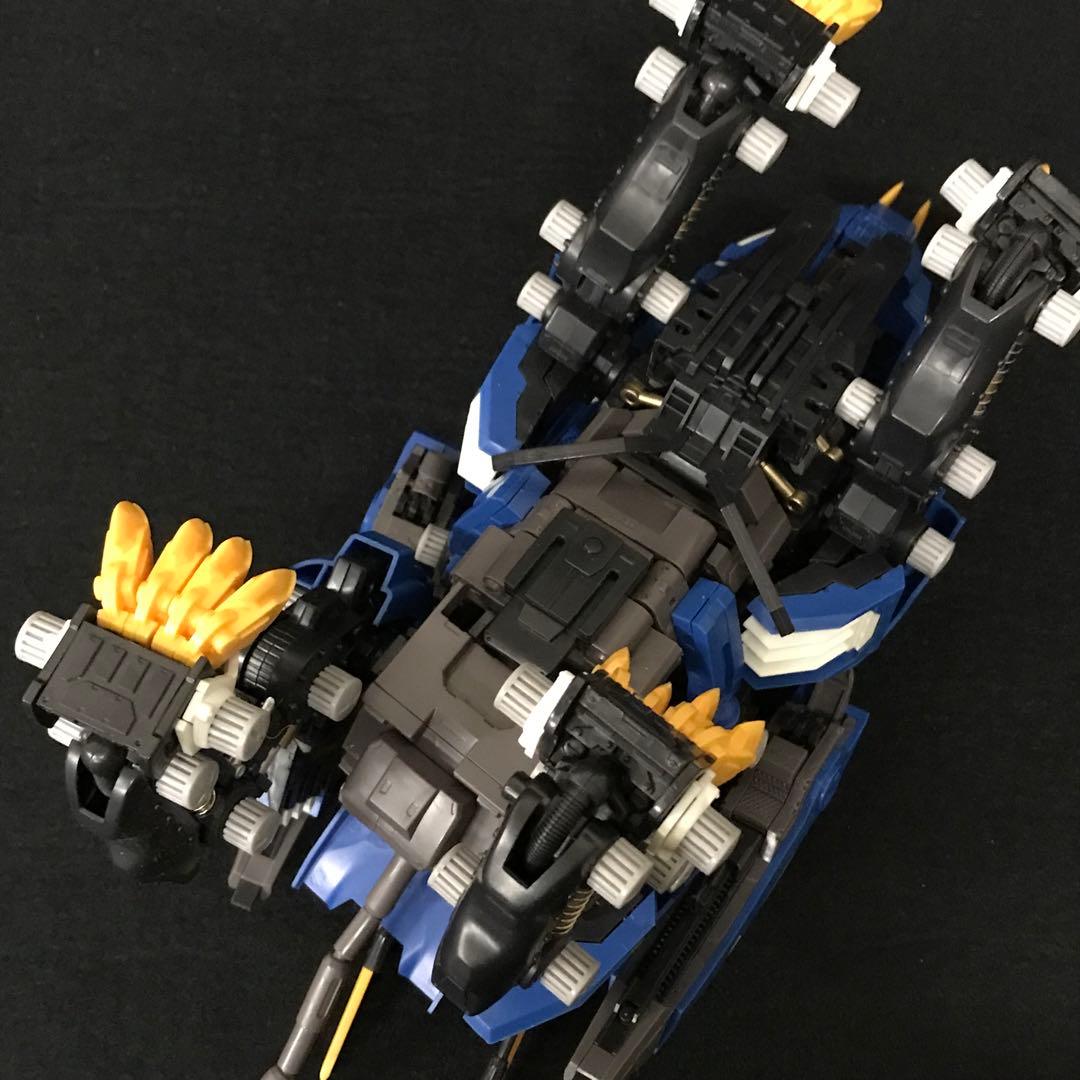 ゾイド　RZ-028 ブレードライガーAB バン仕様　プラモデル　/M4