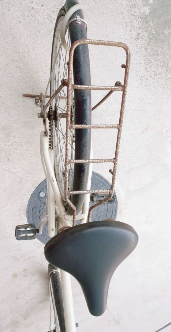 ★冬のお値下げ★♡無印良品　自転車♡前のタイヤがパンクしてました★