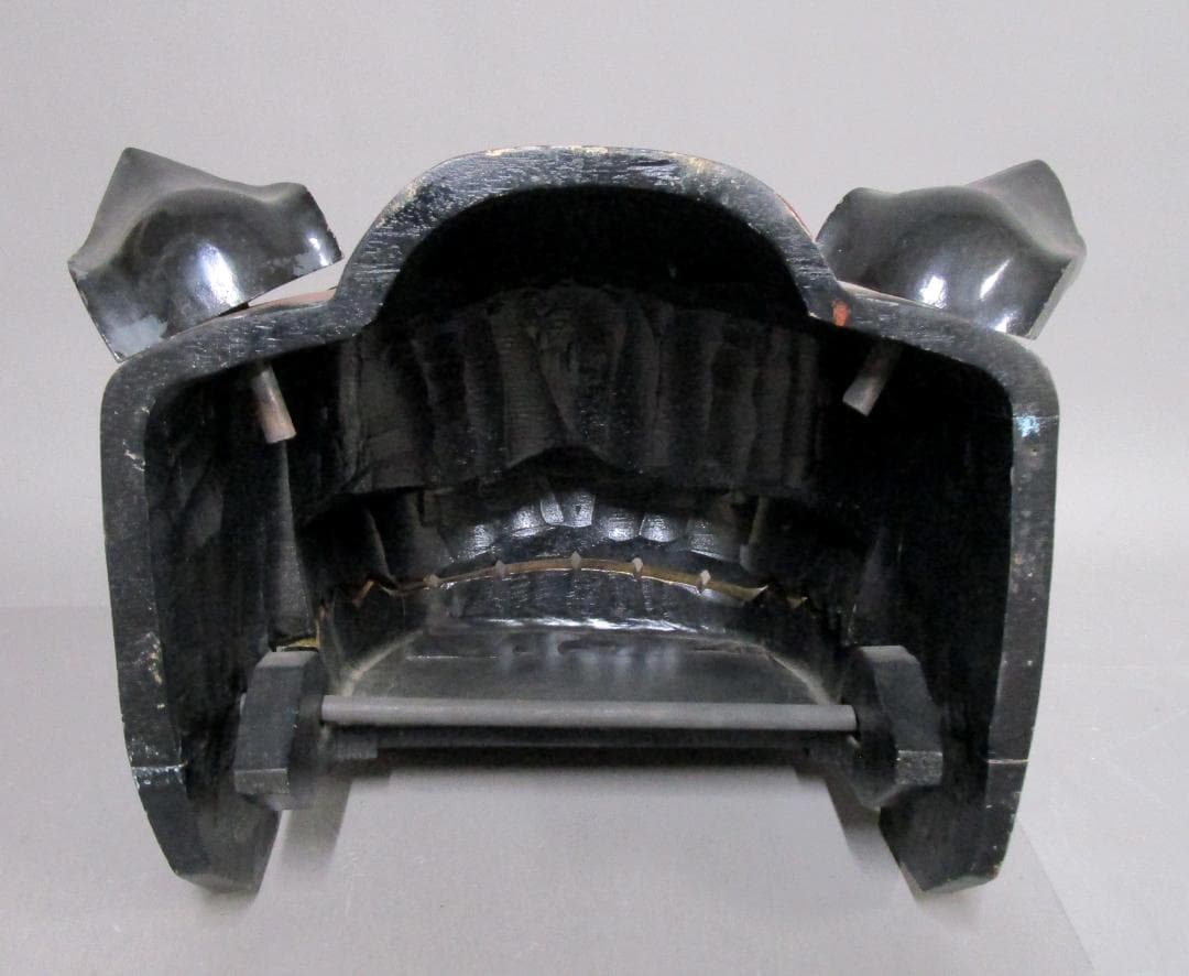 郷土工芸品［夫婦獅子頭］座布団付き