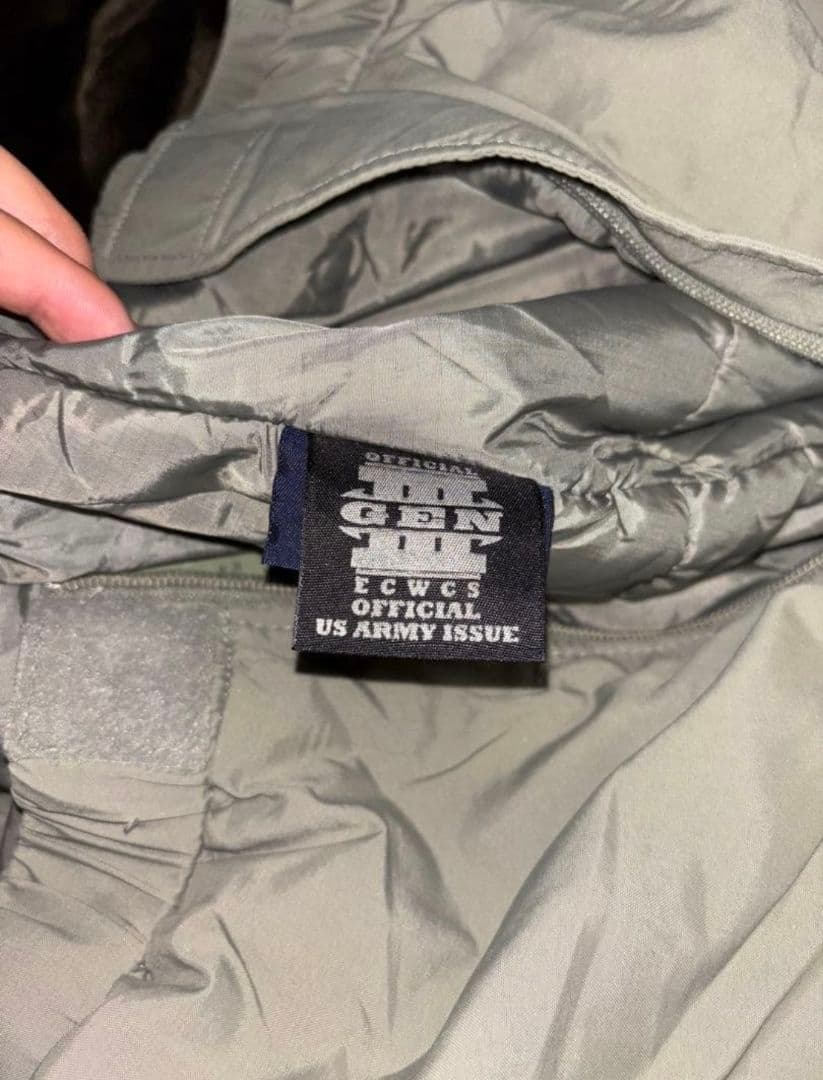 米軍実物MーR　ECWCS level7 パンツ防寒バイクツーリングにスノボーに