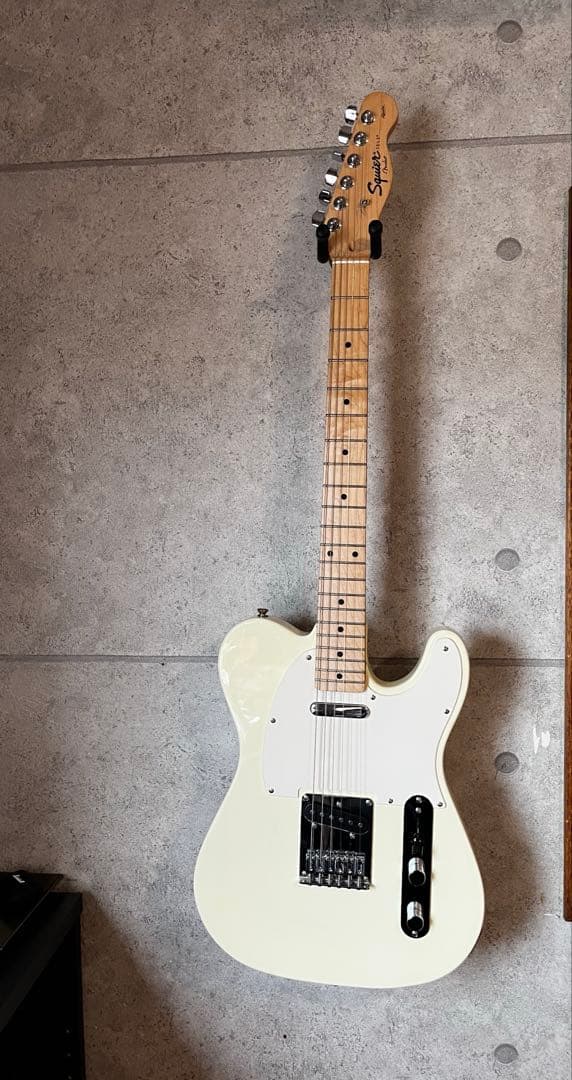 SQUIER Affinity White テレキャスター