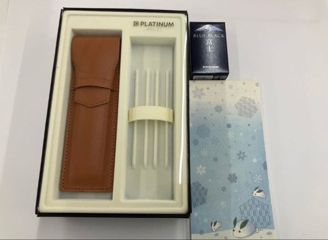 PLATINUM PRESIDENT BLUE 万年筆　字幅B