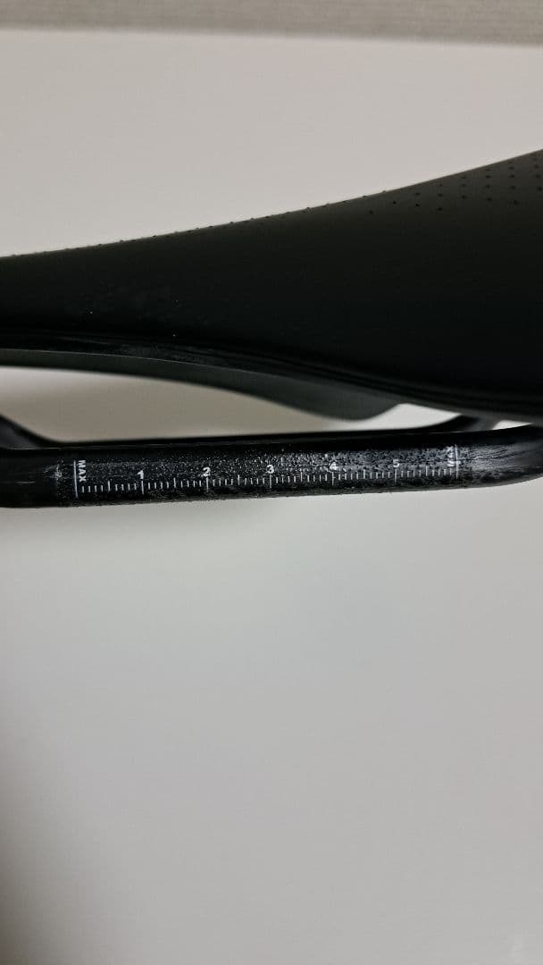 CADEX AMPサドル カーボンレール