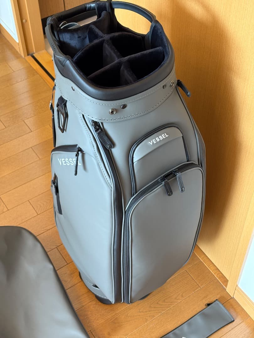 新品 VESSEL Lux 7 JP 2.0 キャディバッグ ベゼル日本限定