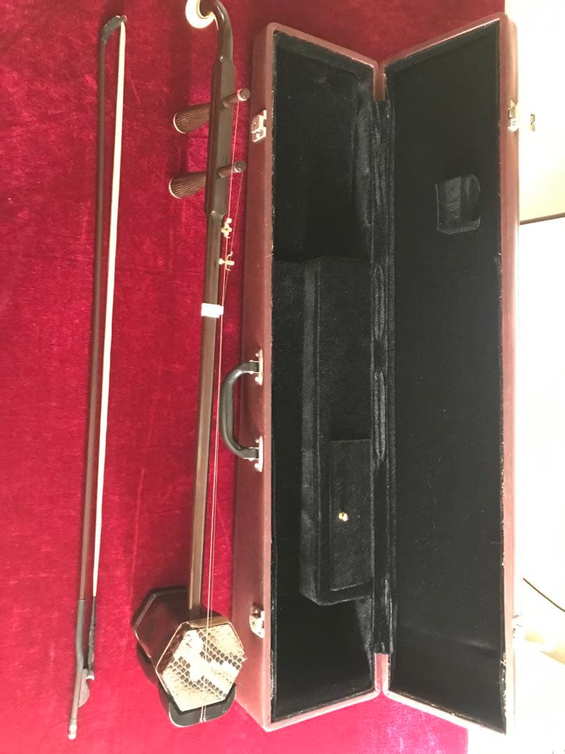 二胡★中古品★蛇本皮★音など確認済み★新品同然
