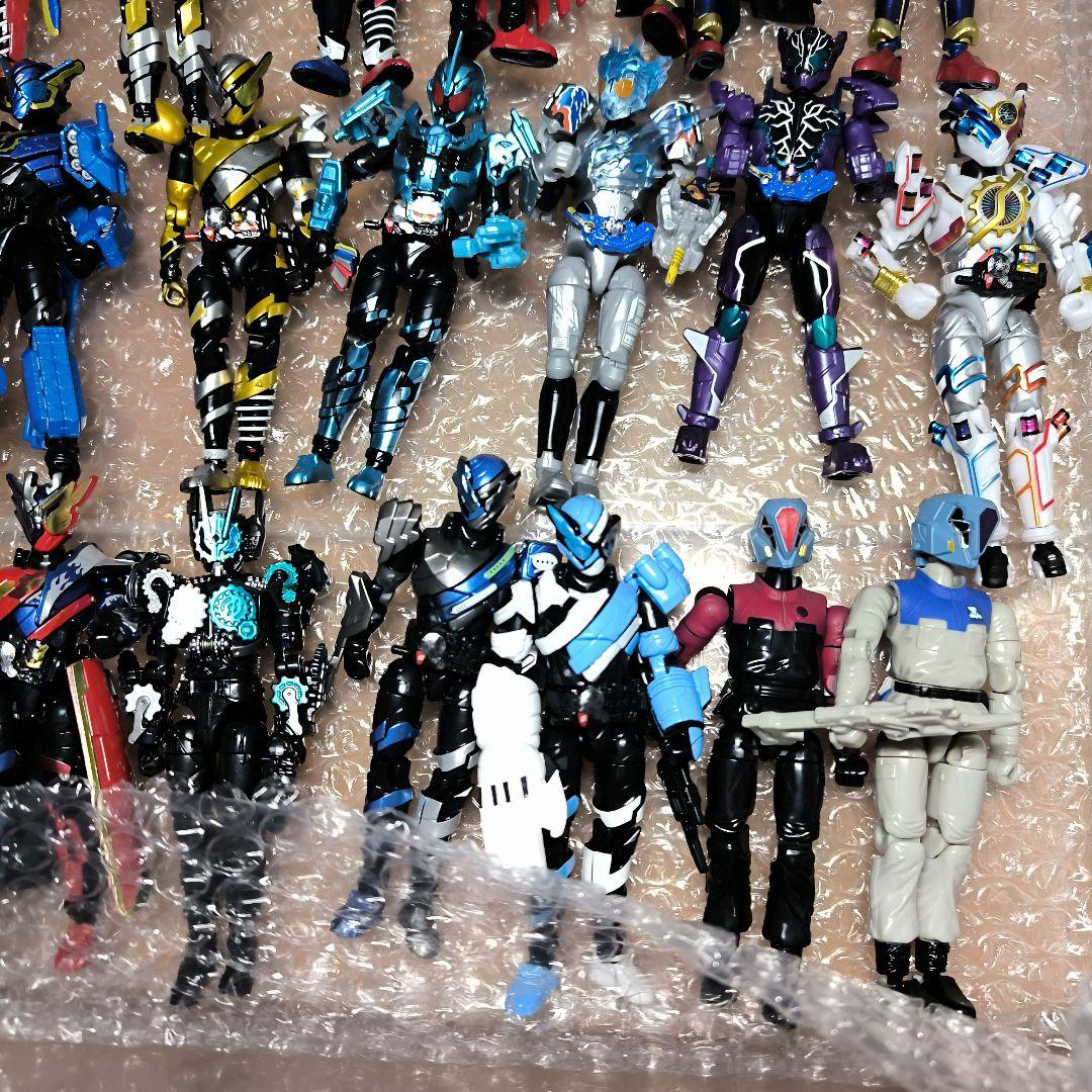 仮面ライダービルド 装動 創動 42体＋オーズ1、ミニチュアフィギュア、ソフビ
