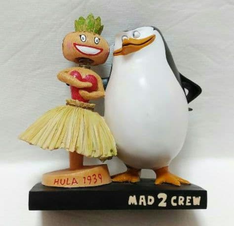 マダガスカルペンギン❤︎ウォーレン傑作限定作品！隊長とハワイアンレディ！と仲間達