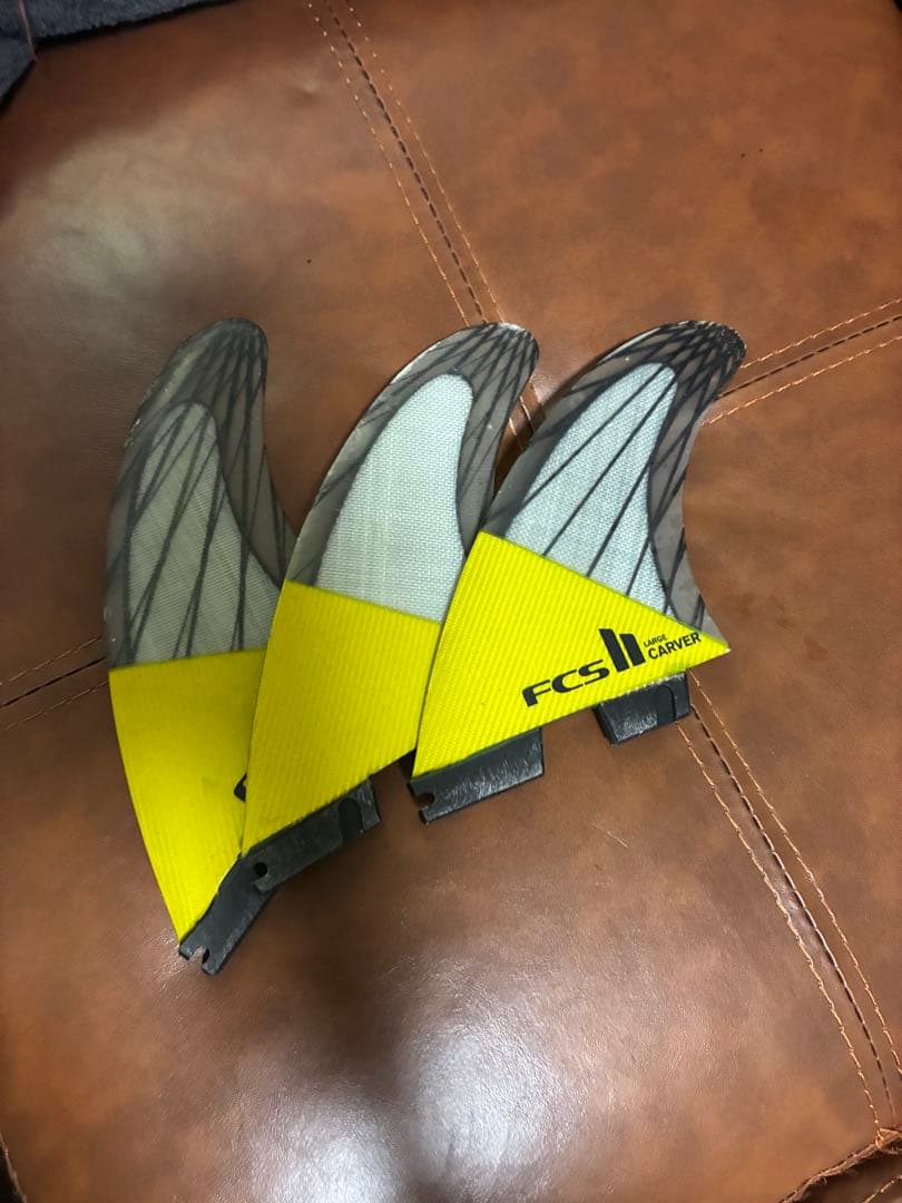 FCS II Carver サーフボードフィン 3枚セット