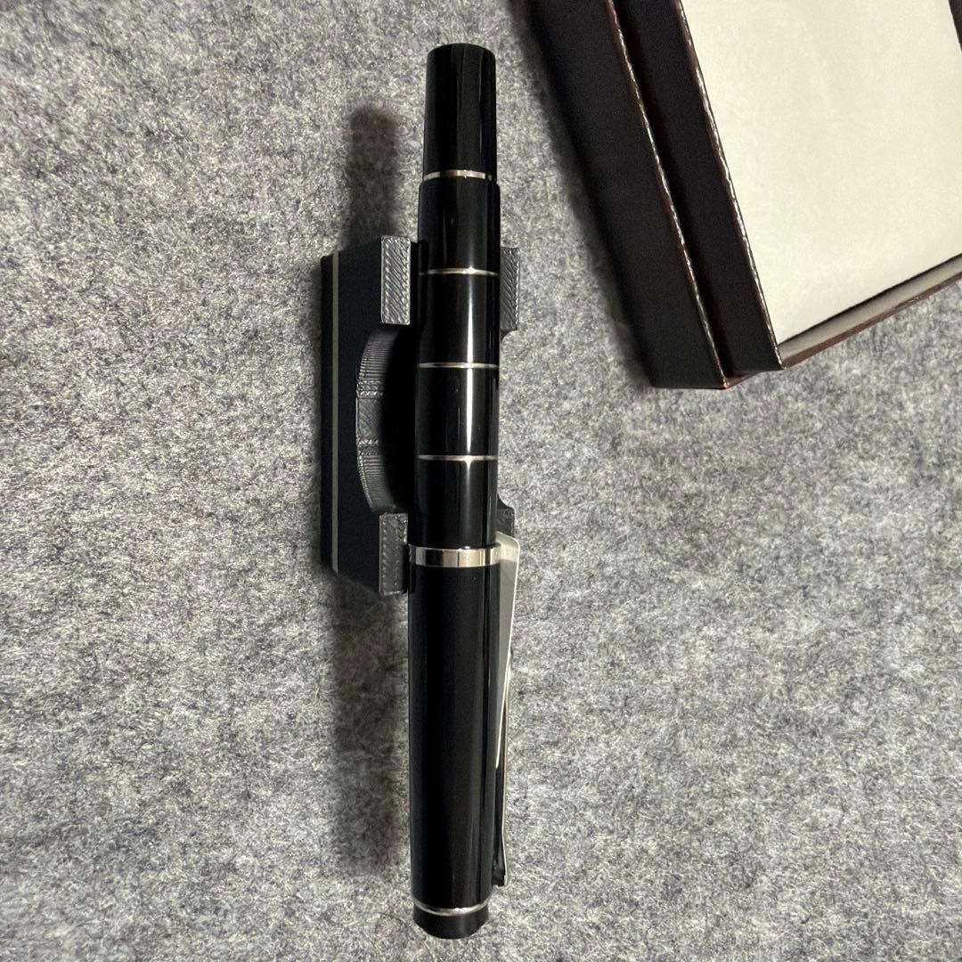 レア☆新品未使用 ペリカン M215 トラディショナルブラック ニブEF 極細☆
