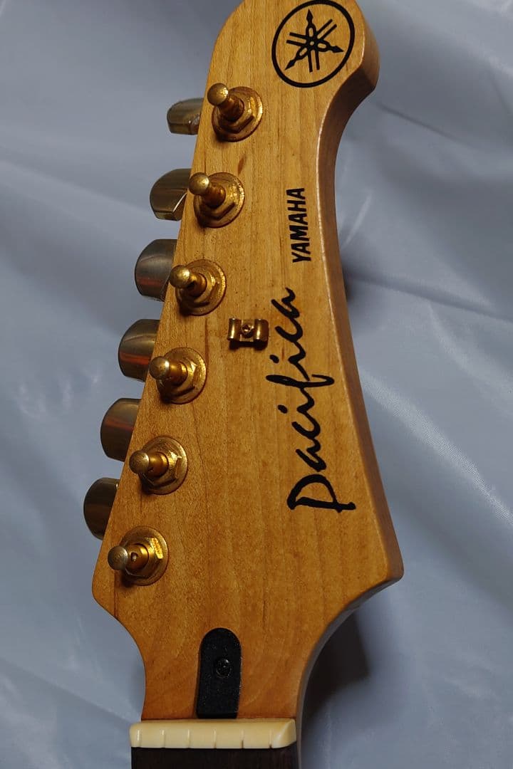 YAMAHA Pacifica パシフィカ 302s