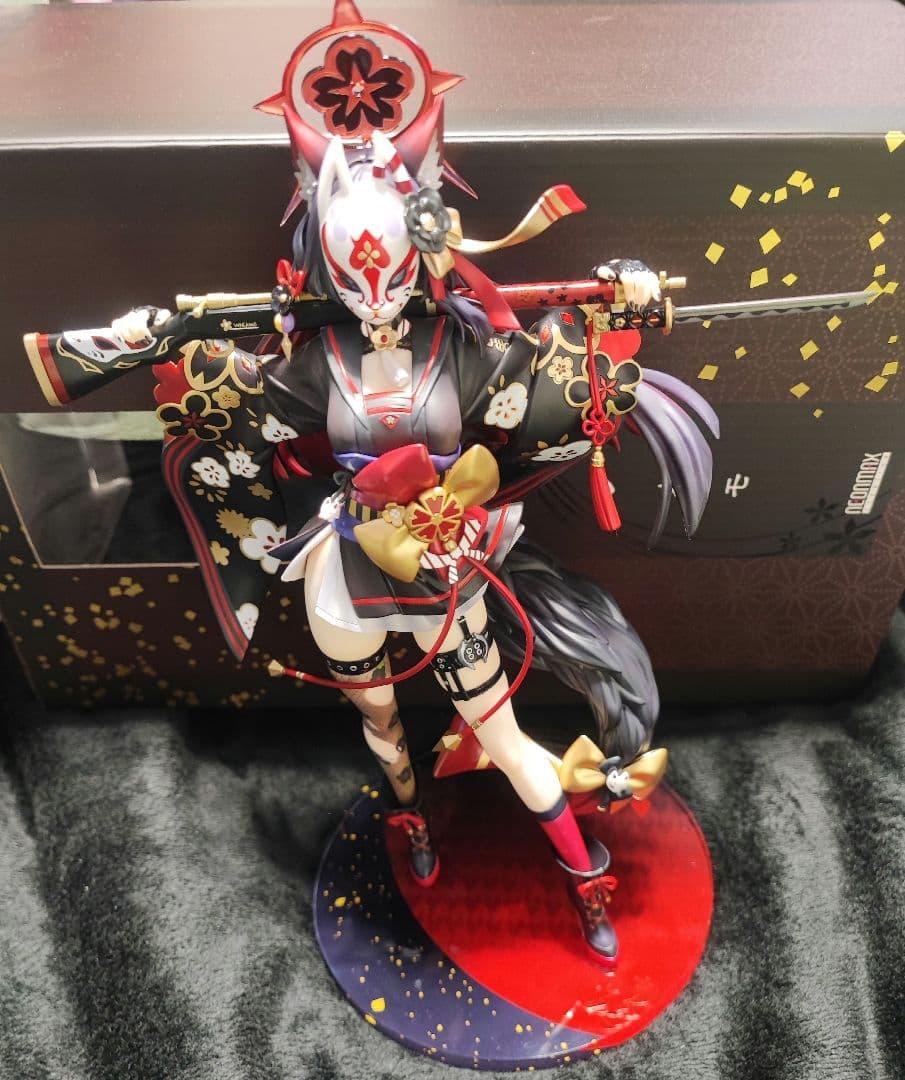 ブルアカ 狐坂ワカモ 1/7 フィギュア ネオンマックス ブルーアーカイブ