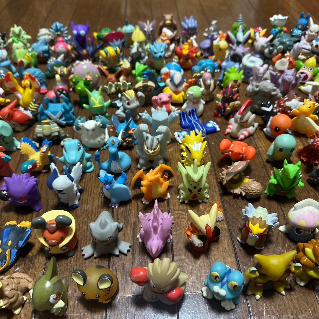 日*4様 ポケモン 指人形　100体以上