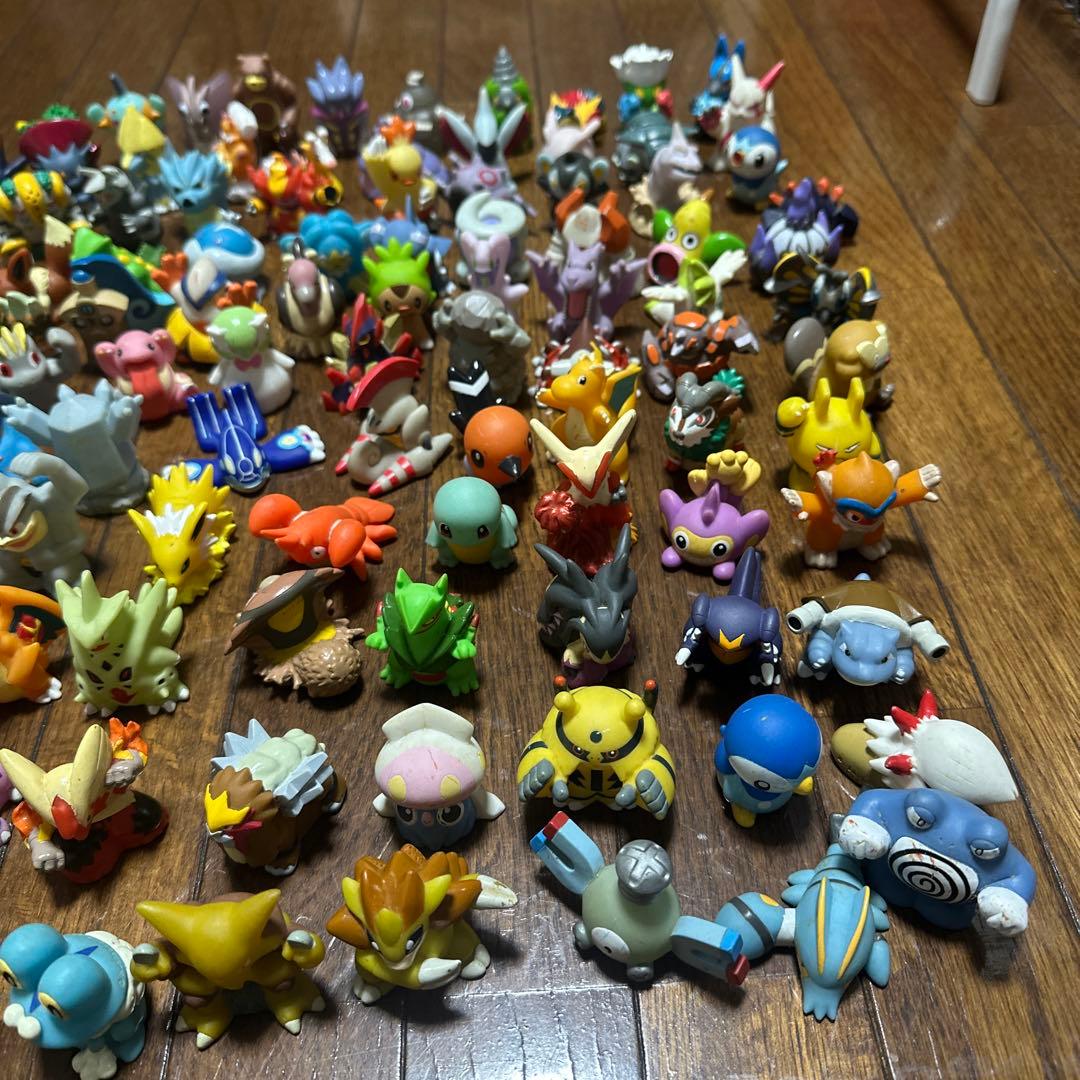 日*4様 ポケモン 指人形　100体以上