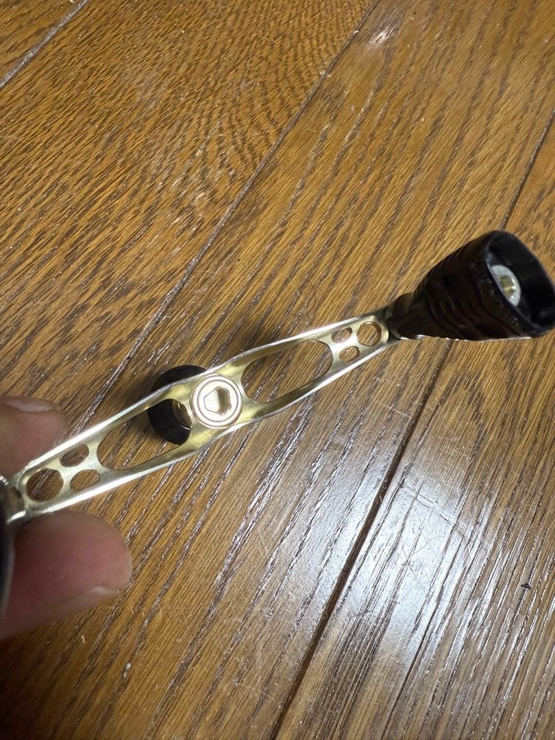 値下げ　サーティーフォー限定　ZEROGRAⅢ ARMシマノ用　77ミリ