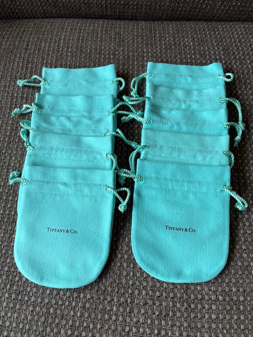 正規品　美品ティファニー巾着10枚セット （大サイズ9x11cm）