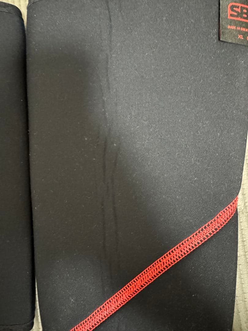 SBD ニースリーブ XLブラック/レッド