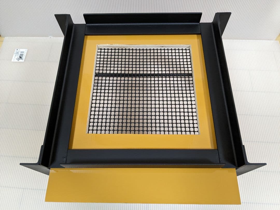 重箱式巣箱台　4台　３００ミリ用　ニホンミツバチ　鉄製台