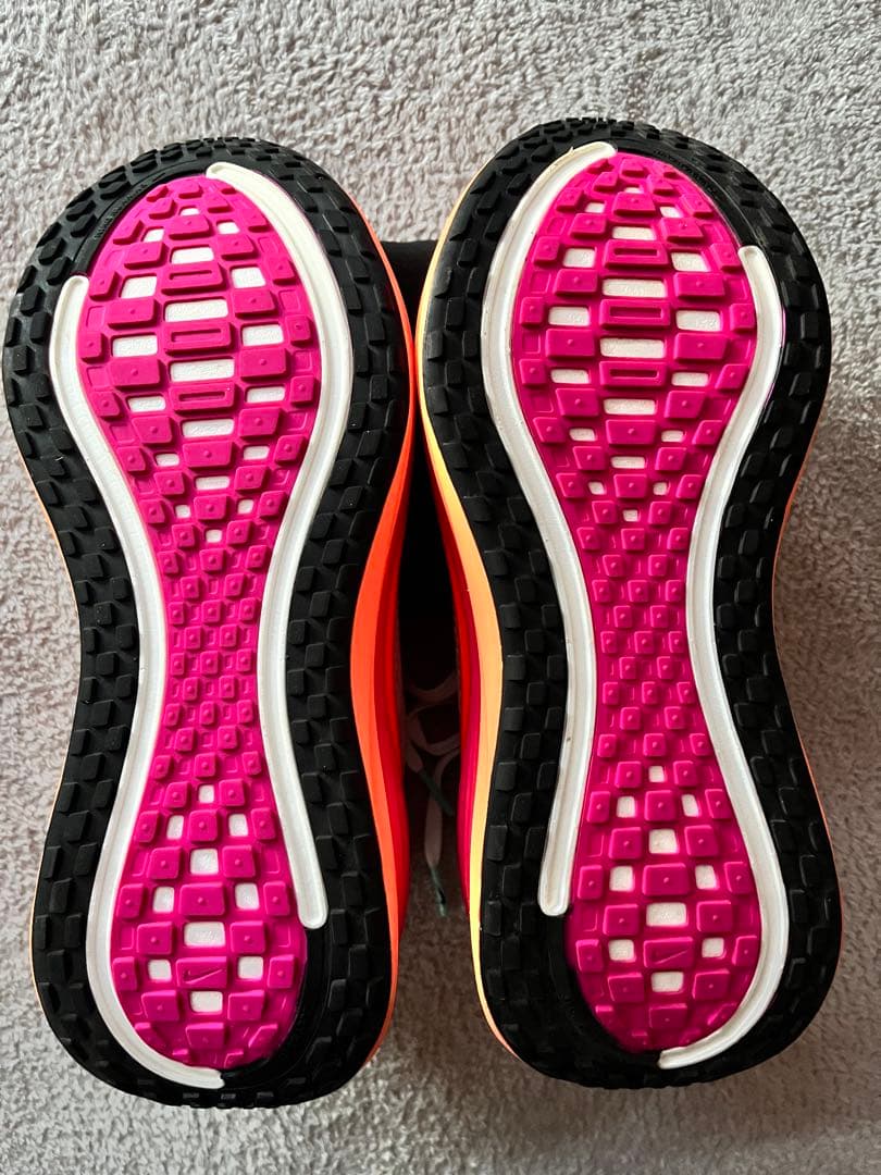 NIKEボメロプラス　26.5cm