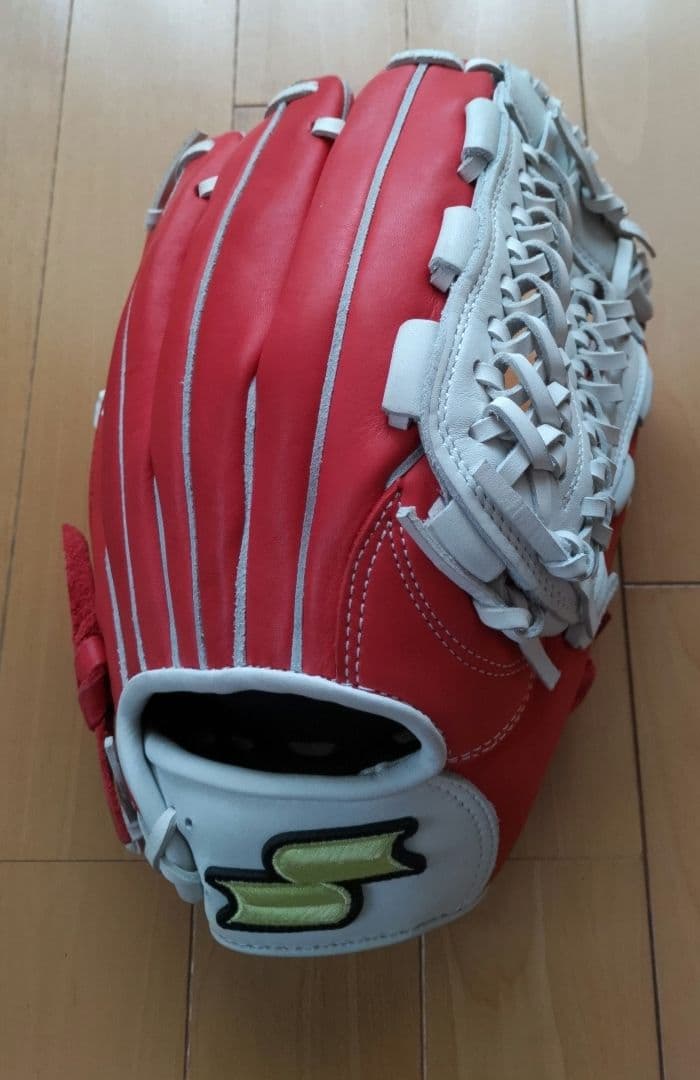 ＳＳＫ 軟式野球内野用グローブ 右投げ用　ソフトボール付き