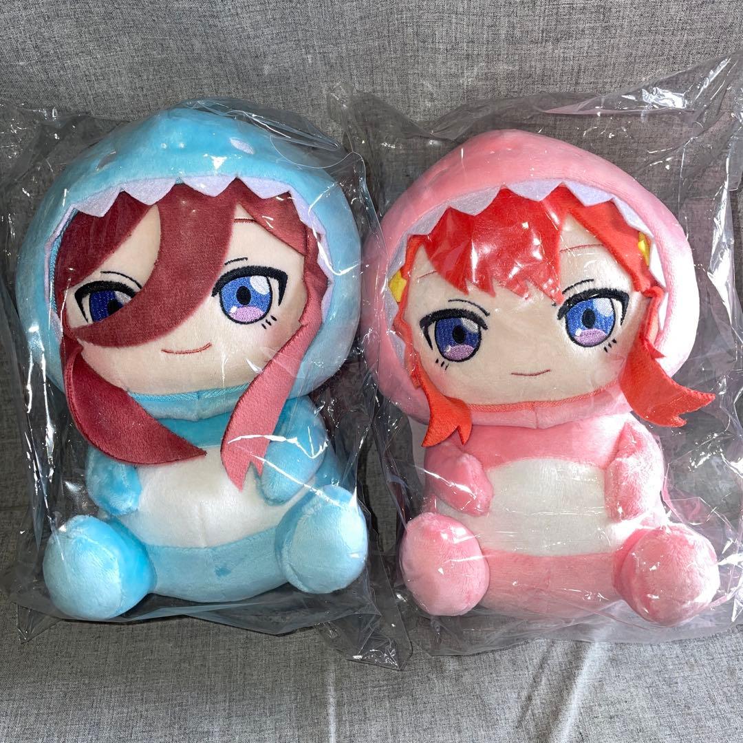 2点　五等分の花嫁　恐竜着ぐるみ姿　中野 三玖　五月　ぬいぐるみ　恐竜デフォルメ