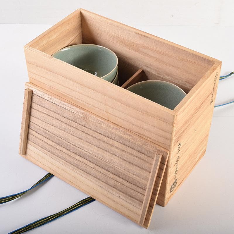 茶道具　石山窯　梁金錫作　高麗青磁　茶碗　九客　共箱　M　R8811B