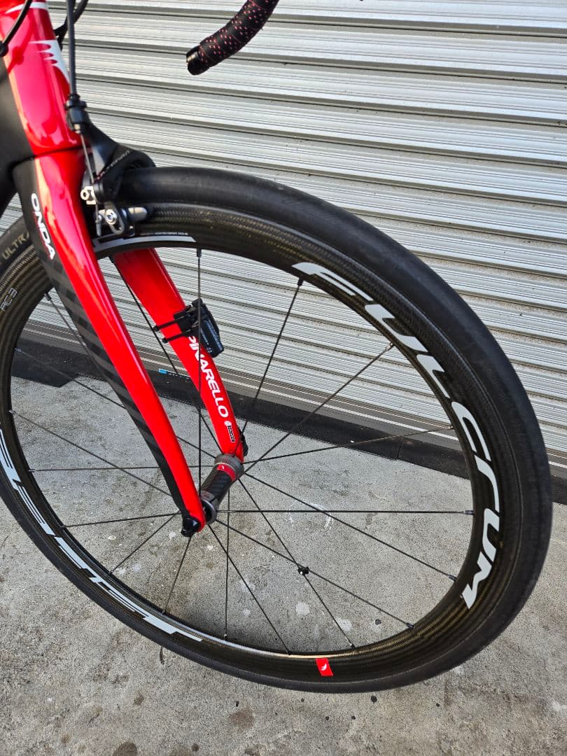 Agu Fulcrum Racingspeed 40 ホイール