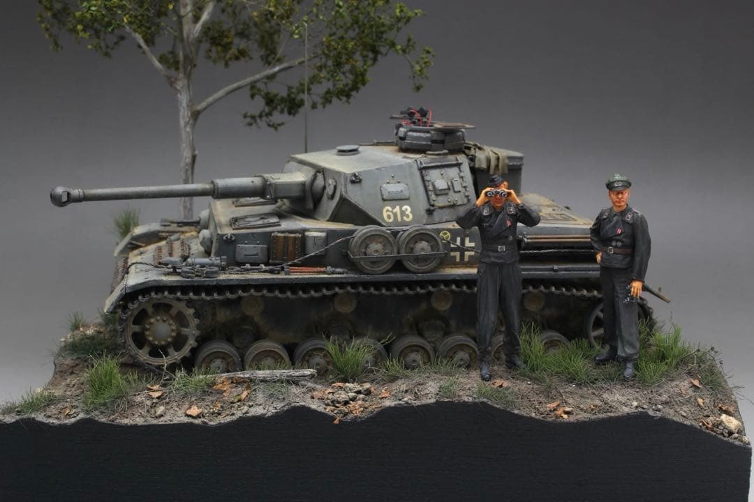 1/35 Ⅳ号戦車　G型　ドラゴン　ジオラマ　プラモデル　模型