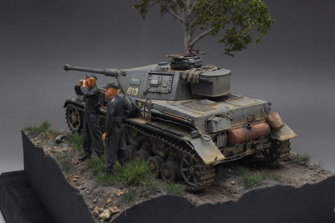 1/35 Ⅳ号戦車　G型　ドラゴン　ジオラマ　プラモデル　模型