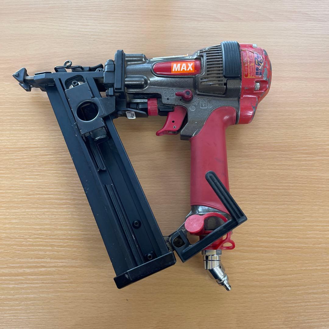 MAX マックス ブラットネイラ 高圧 中古品