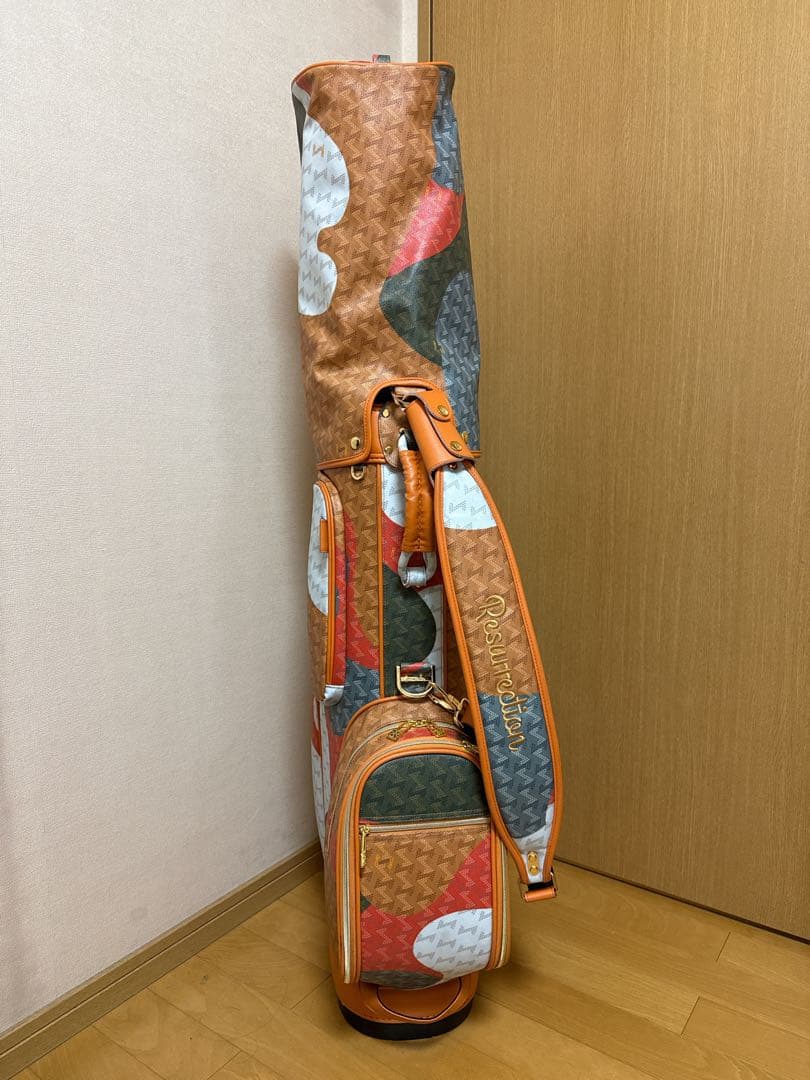 レザレクション　ゴルフバック