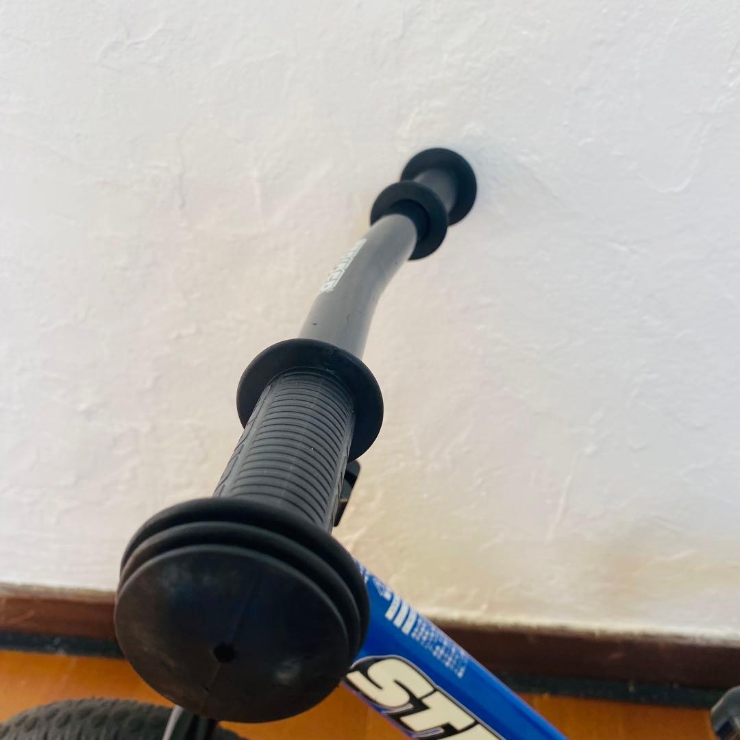 STRIDER ストライダー 青 ブルー 12インチ クラシック Classic