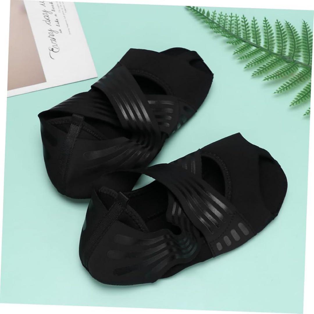 〆ペア ヨガシューズ 女性用靴下の特徴 ヨガソックス 女性の靴下 ハーフトゥ