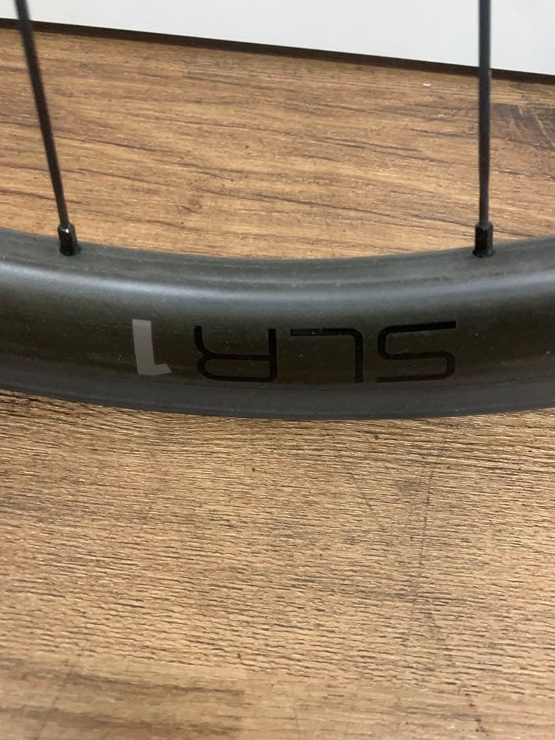 GIANT SLR 42 TUBELESS チューブレスタイヤ(前輪のみ)