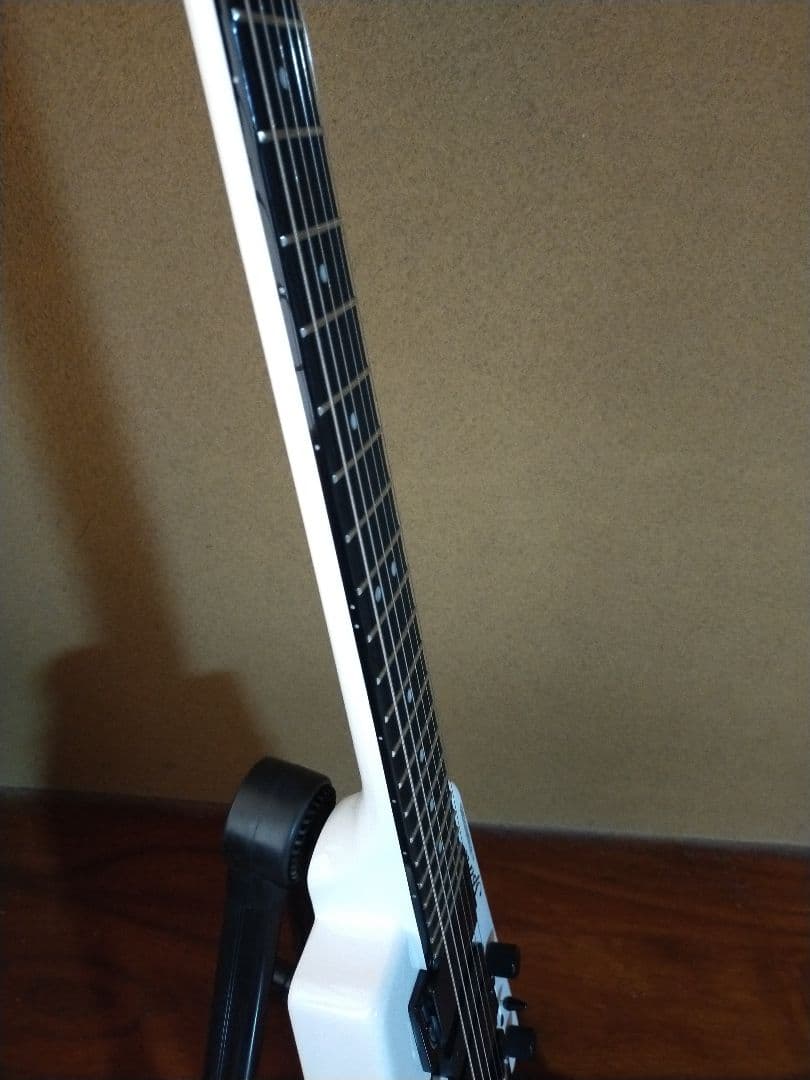 STEINBERGER Spirit【スタインバーガー・ギター】