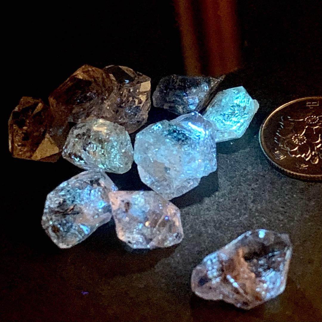 ペトロレアムクォーツ(中)10個セットl/蛍光水晶