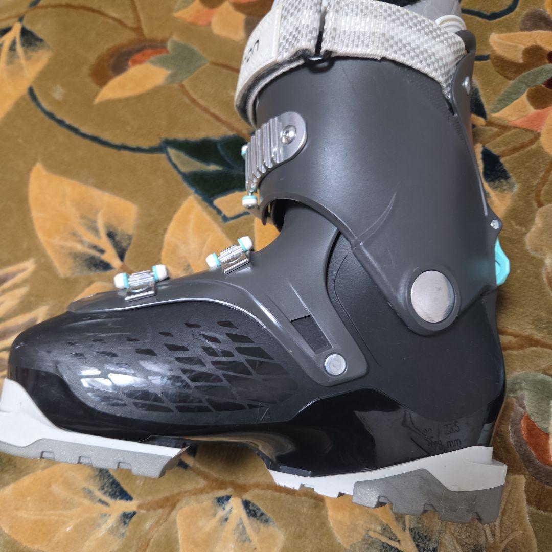 Salomon スキーブーツ　サロモン